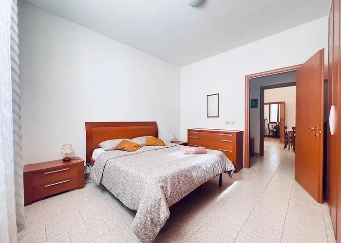 Casa Con Giardino E Accesso Indipendente